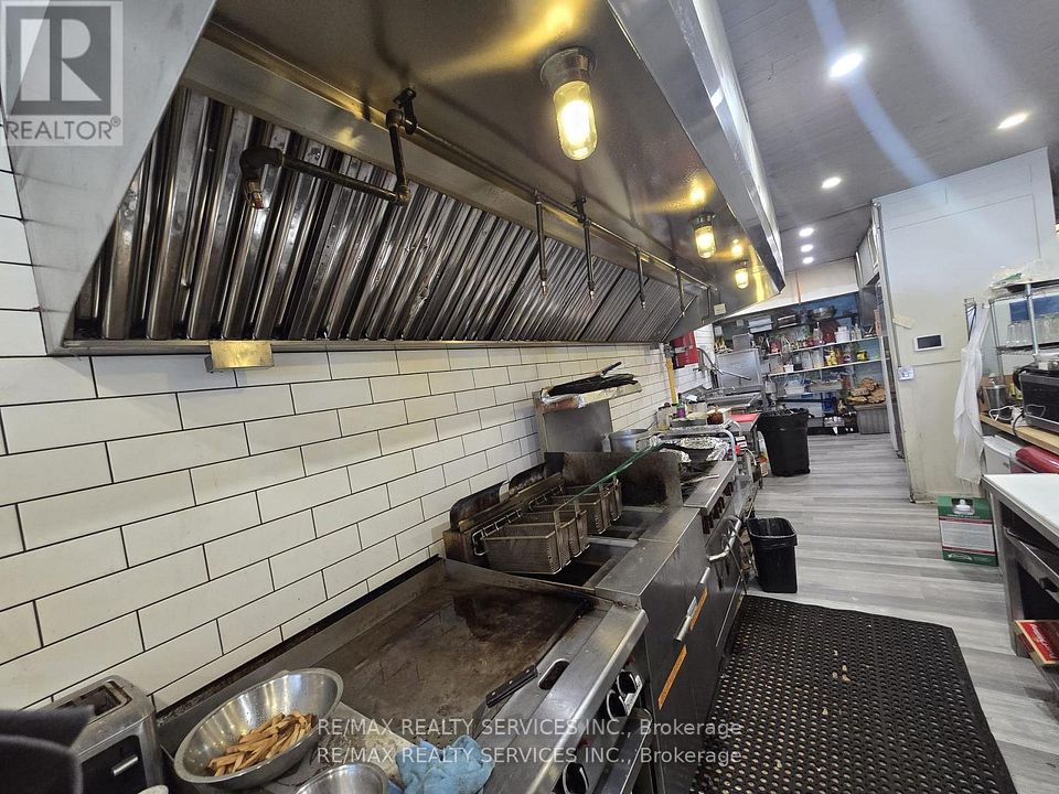 13065 HWY 27 Highway 1, King, ON L0G 1N0