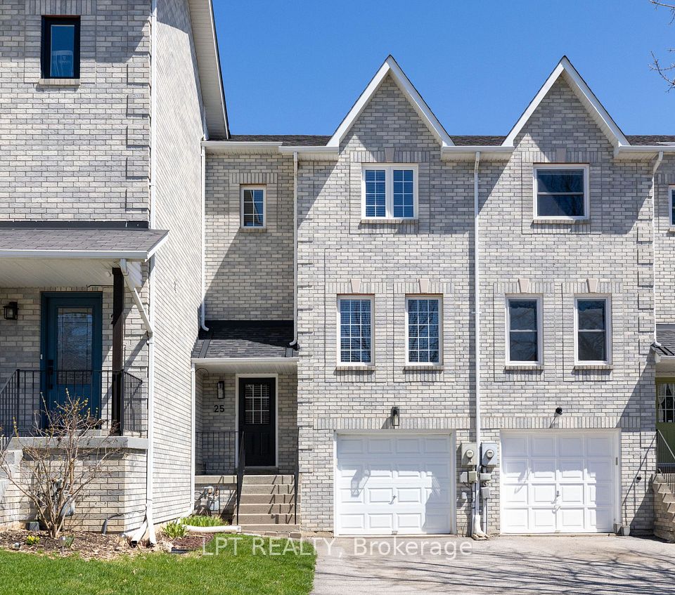 Att/Row/Townhouse at 25 Hattie Court, Georgina, ON L4P 3Z7, Georgina
