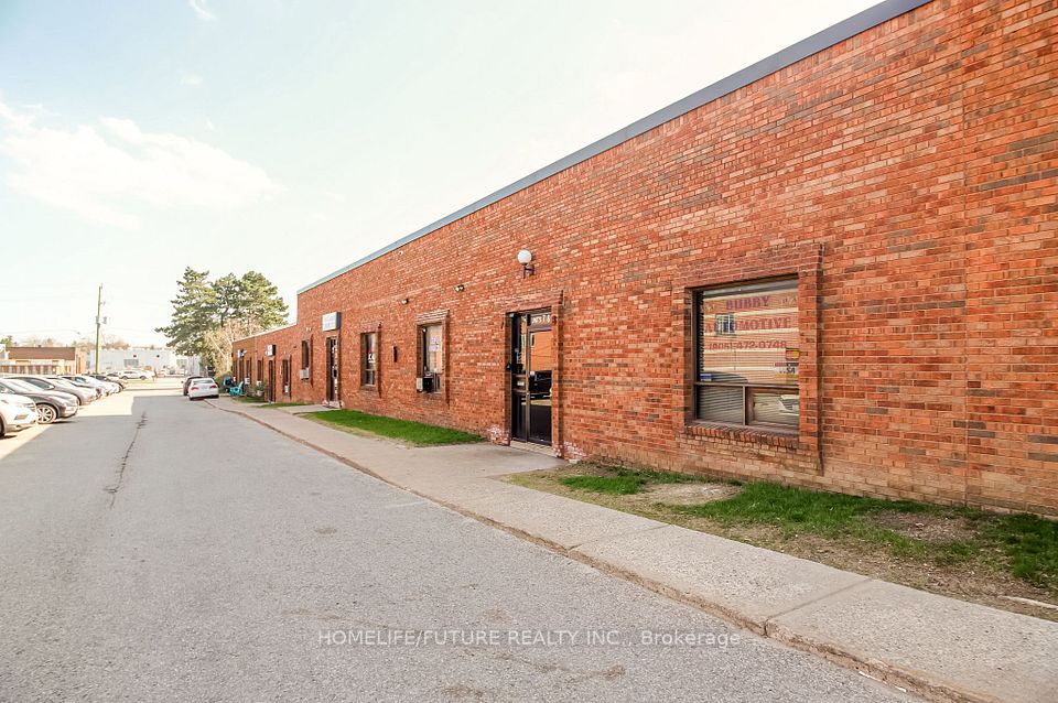 12 Heritage Road 8, Markham, ON L3P 1M4