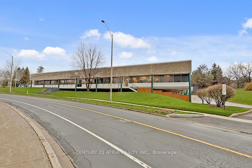 45 McIntosh Drive, Markham, ON L3R 8C7