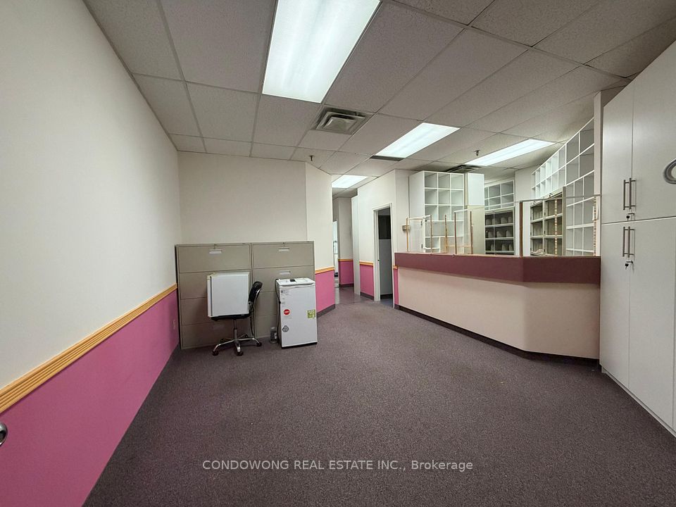 328 Highway 7 N/A E 209, Richmond Hill, ON L4B 3P7