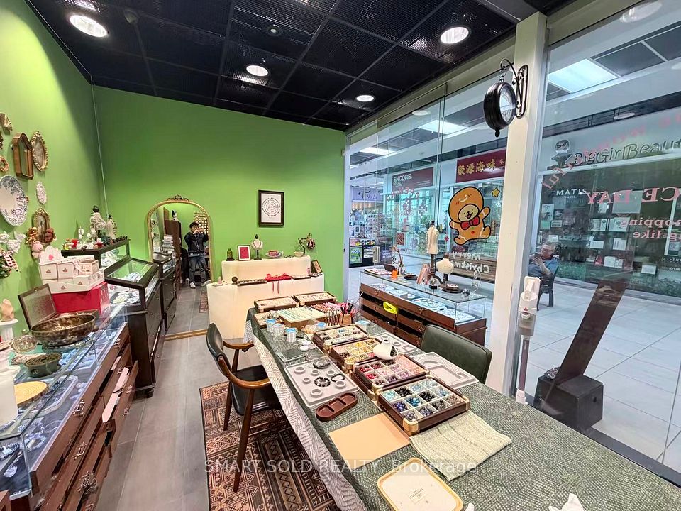 8333 Kennedy Road 2366, Markham, ON L3R 5N4