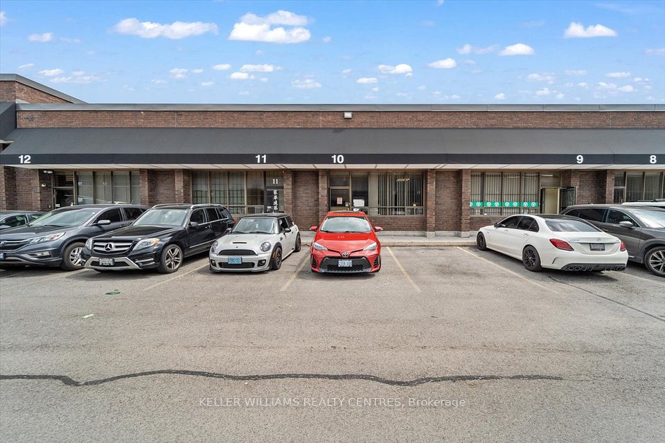 90 Esna Park Drive 10, Markham, ON L3R 2R7
