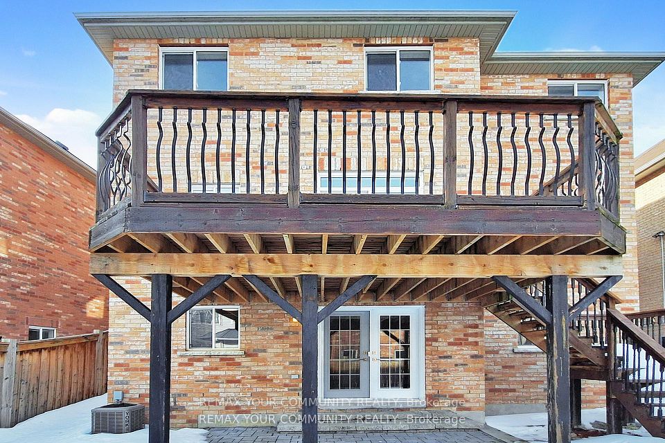 Detached at 25 Bache Avenue Bsmt, Georgina, ON L4P 0C7, Georgina