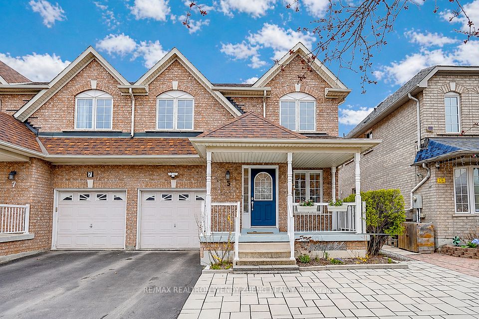 Semi-Detached at 5 Vineland Street, Markham, ON L3R 5S4, Markham
