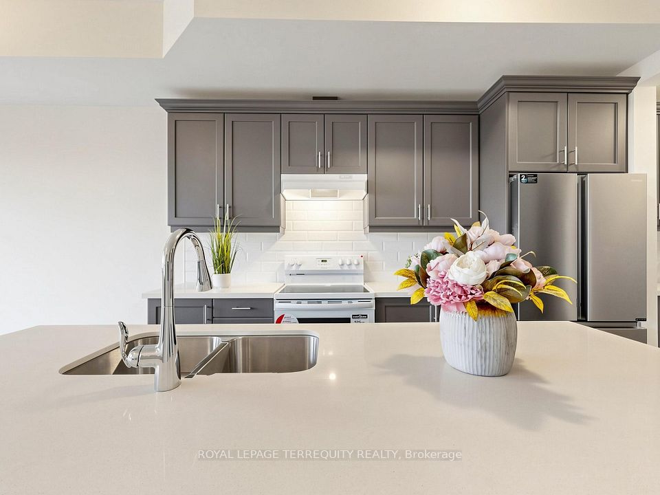 Att/Row/Townhouse at 293 Swan Park Road, Markham, ON L6E 0K4, Markham