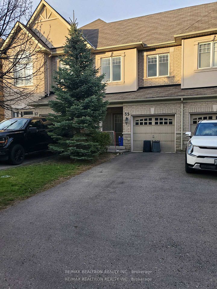 Att/Row/Townhouse at 35 Elihof Drive, Vaughan, ON L6A 4N6, Vaughan