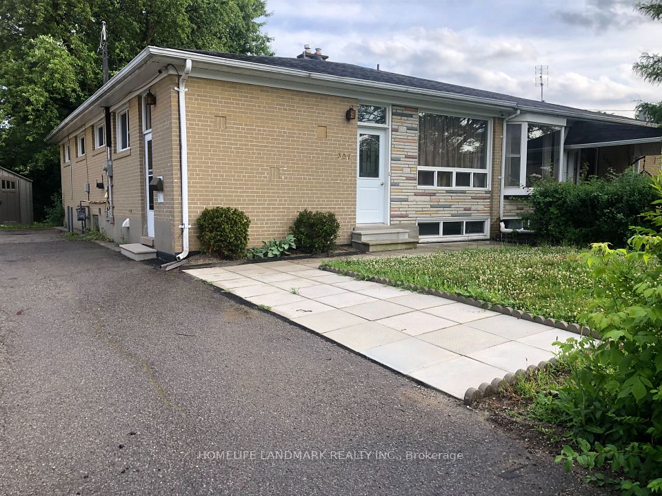 Semi-Detached  at 307 Axminster Drive Basment, Richmond Hill, ON L4C 2W3, Richmond Hill