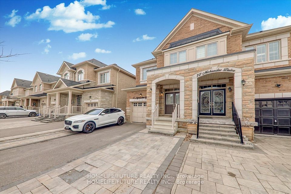 Semi-Detached at 70 Mohandas Drive, Markham, ON L3S 0E4, Markham