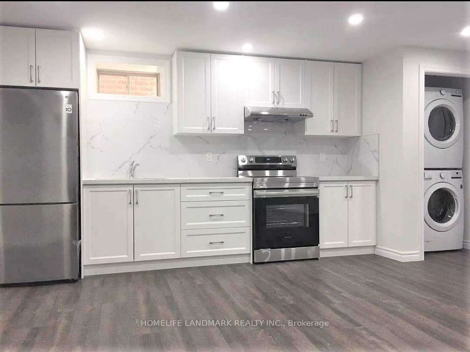 Detached at 19 Cobb Street Legal Bsmt, Aurora, ON L4G 0W9, Aurora