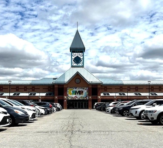 3255 Highway 7 N/A E 198, Markham, ON L3R 3P9