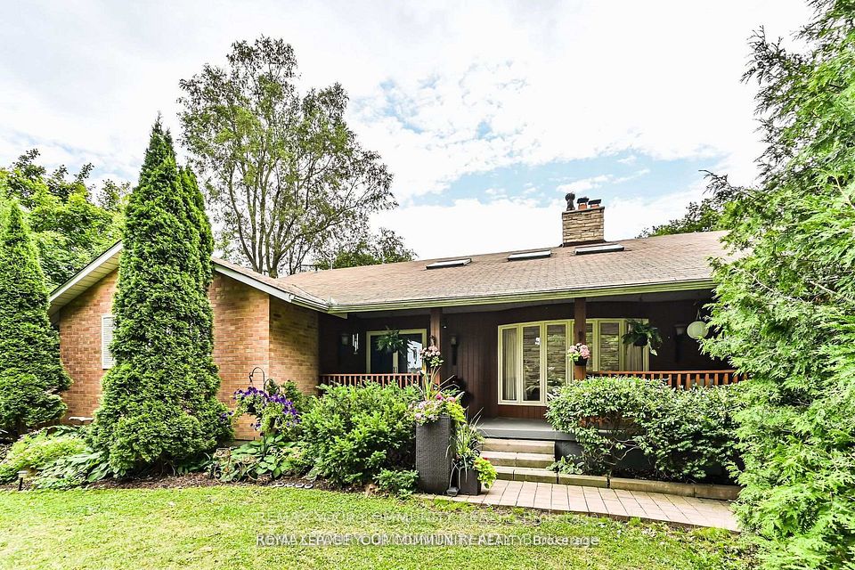 247 Harris Avenue, Richmond Hill, ON L4E 3M3