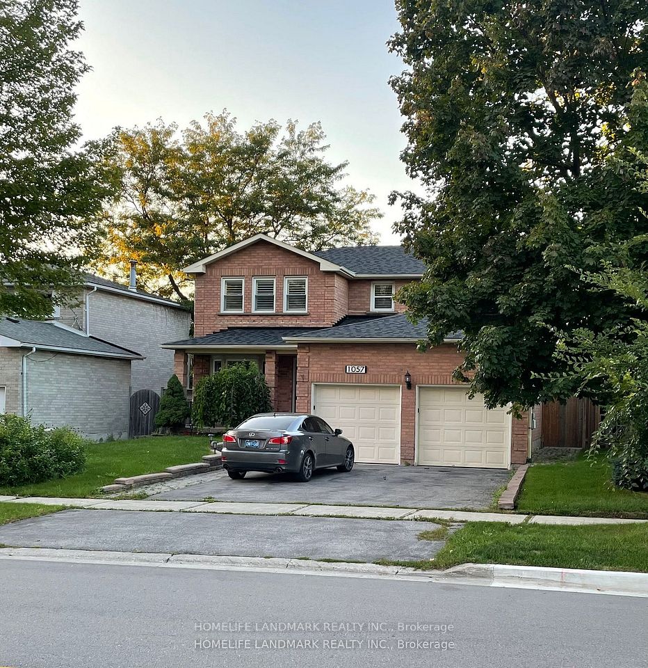 Detached at 1057 Leslie Valley Drive Bsmnt, Newmarket, ON L3Y 7C7, Newmarket