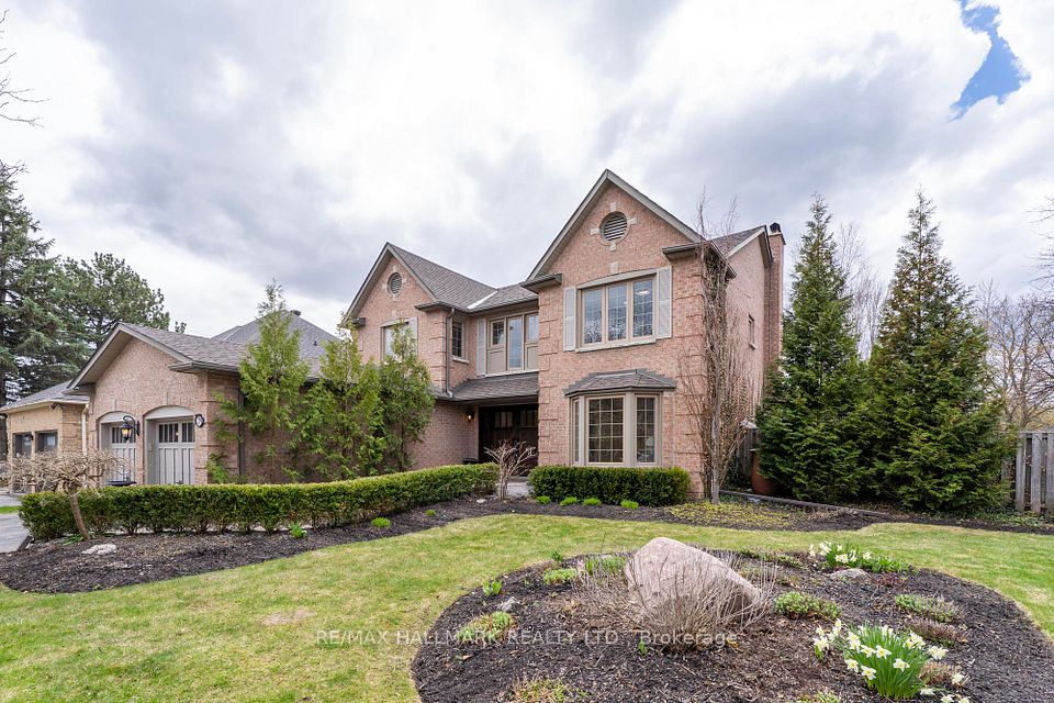 Detached at 29 Petch Crescent, Aurora, ON L4G 5P4, Aurora