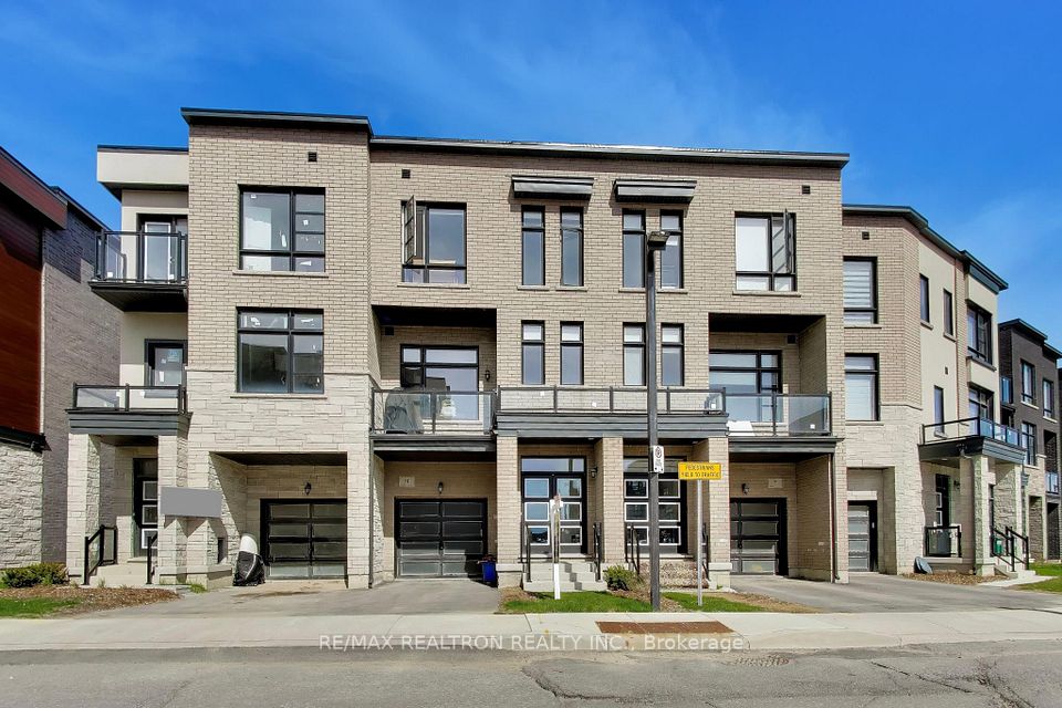 Att/Row/Townhouse at 11 Inverary Crescent, Vaughan, ON L4H 5G8, Vaughan