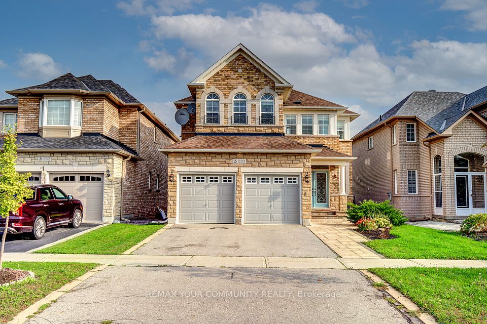 Detached at 230 Humberland Drive, Richmond Hill, ON L4E 3T4, Richmond Hill