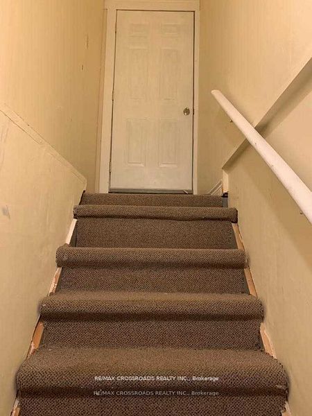 Detached at 1 Royal Gala Crescent Bsmt, Richmond Hill, ON L4S 1Y6, Richmond Hill