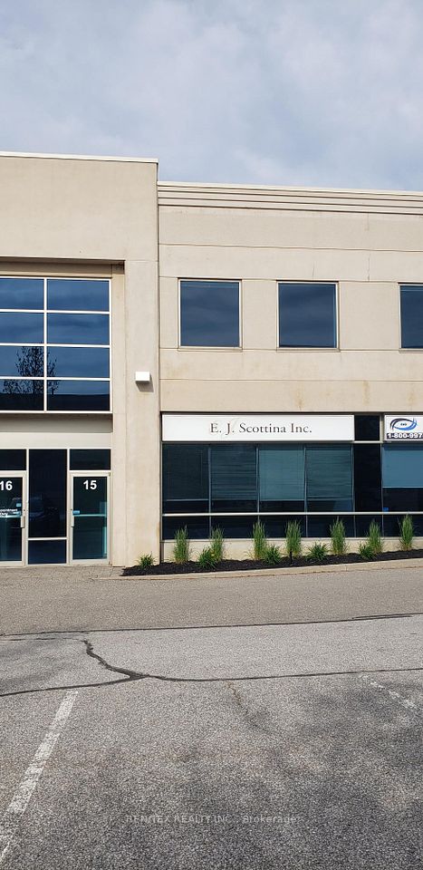 Office at 125 Don Hillock Drive 15, Aurora, ON L4G 0H8, Aurora