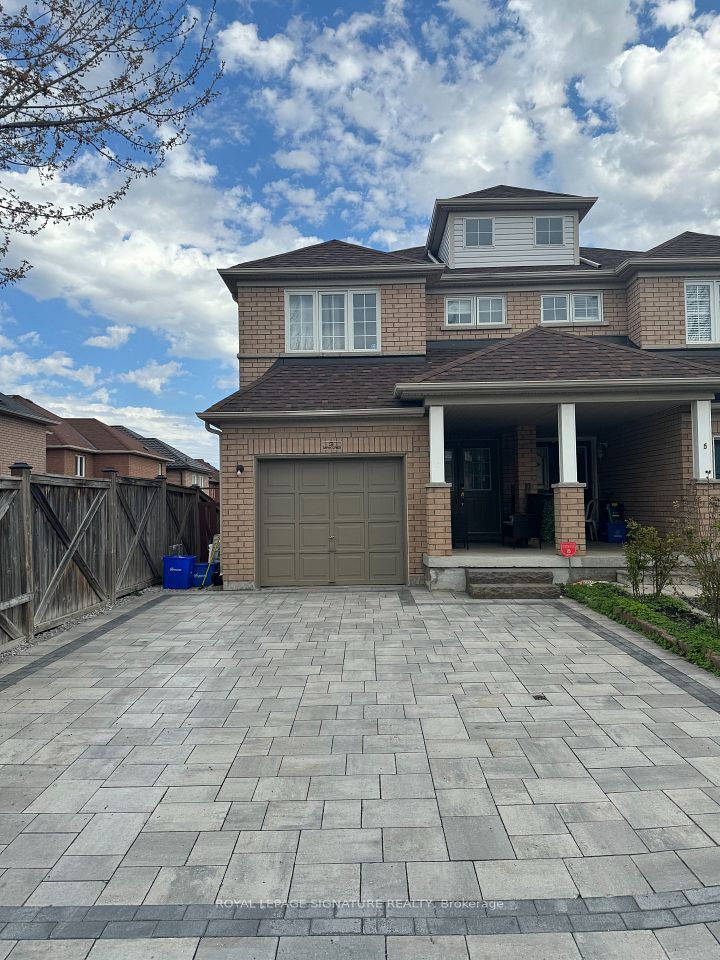Semi-Detached  at 3 Tara Crescent BSMT, Markham, ON L3S 4S7, Markham