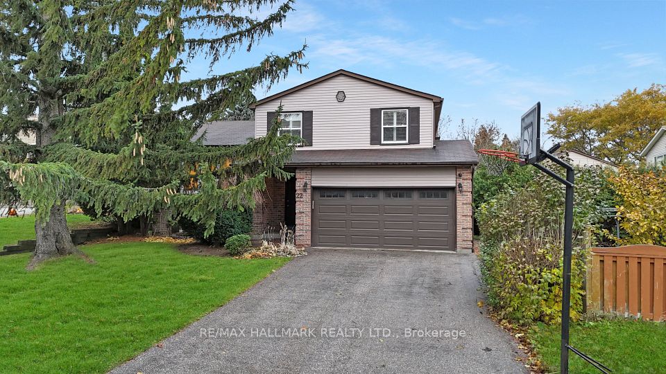 Detached at 22 Avondale Crescent, Aurora, ON L4G 3P6, Aurora