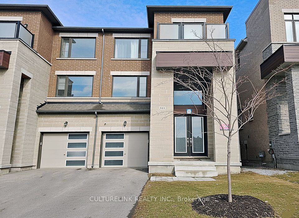Semi-Detached  at 551 New England Court, Newmarket, ON L3X 0M5, Newmarket