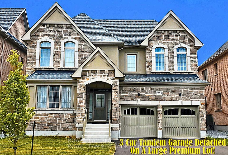 Detached at 251 Danny Wheeler Boulevard, Georgina, ON L4P 0J9, Georgina