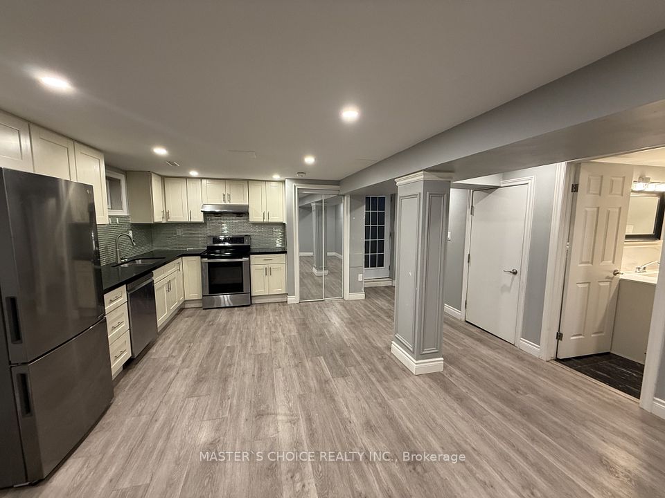 Detached at 170 Orchard Hts Boulevard, Aurora, ON L4G 3A2, Aurora