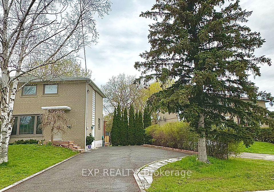 Semi-Detached  at 28 Bailey Crescent, Aurora, ON L4G 2B3, Aurora