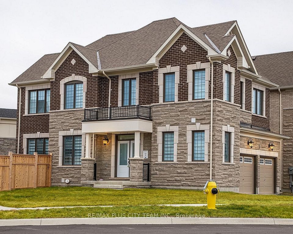 Detached at 1 George Roman Avenue, Markham, ON L6C 3L9, Markham