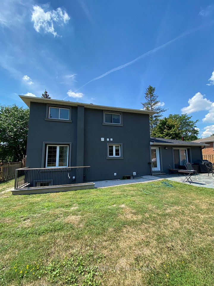 Detached at 48 Sunnywood Crescent Bsmt, Richmond Hill, ON L4C 6W3, Richmond Hill