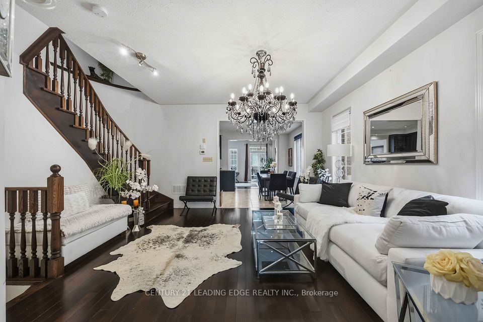 Semi-Detached at 1248 Blencowe Crescent, Newmarket, ON L3X 0C4, Newmarket
