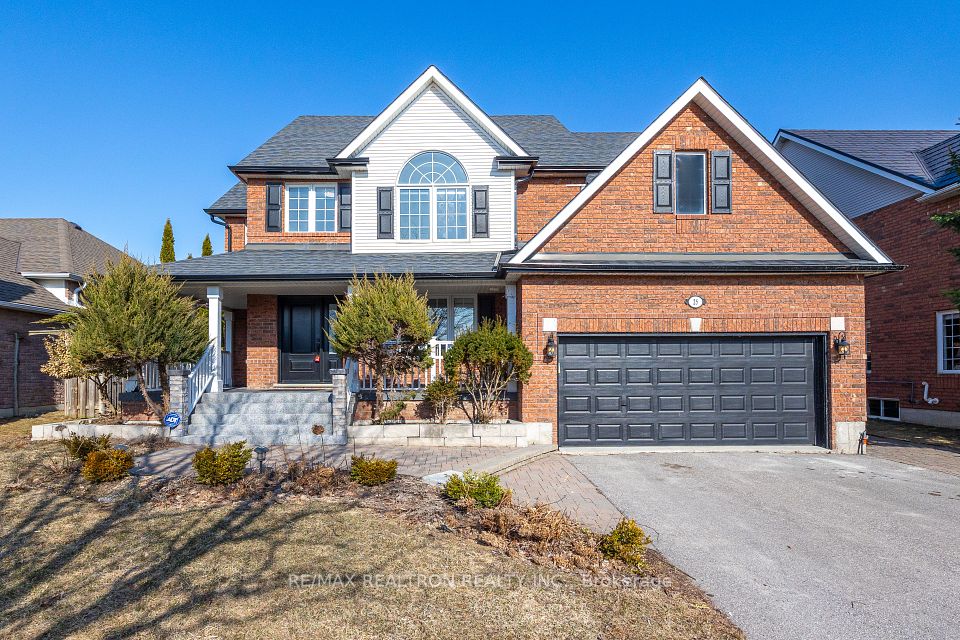 Detached at 25 Highcastle Avenue, Georgina, ON L4P 4B4, Georgina