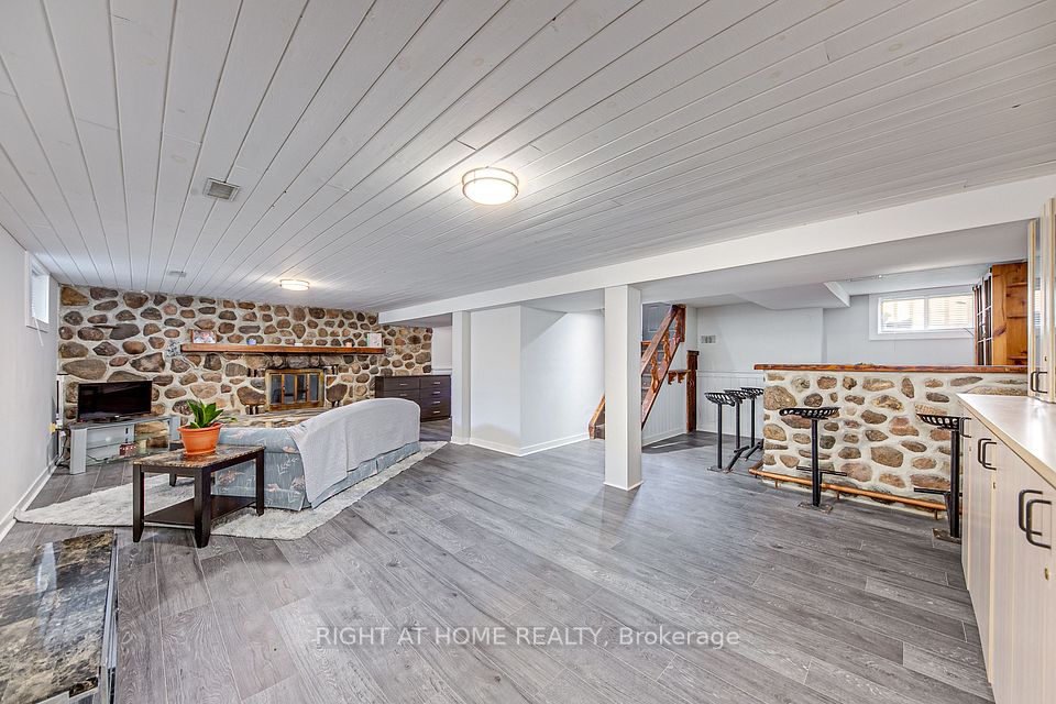 Detached at 148 Riverglen Drive Basement, Georgina, ON L4P 2R2, Georgina