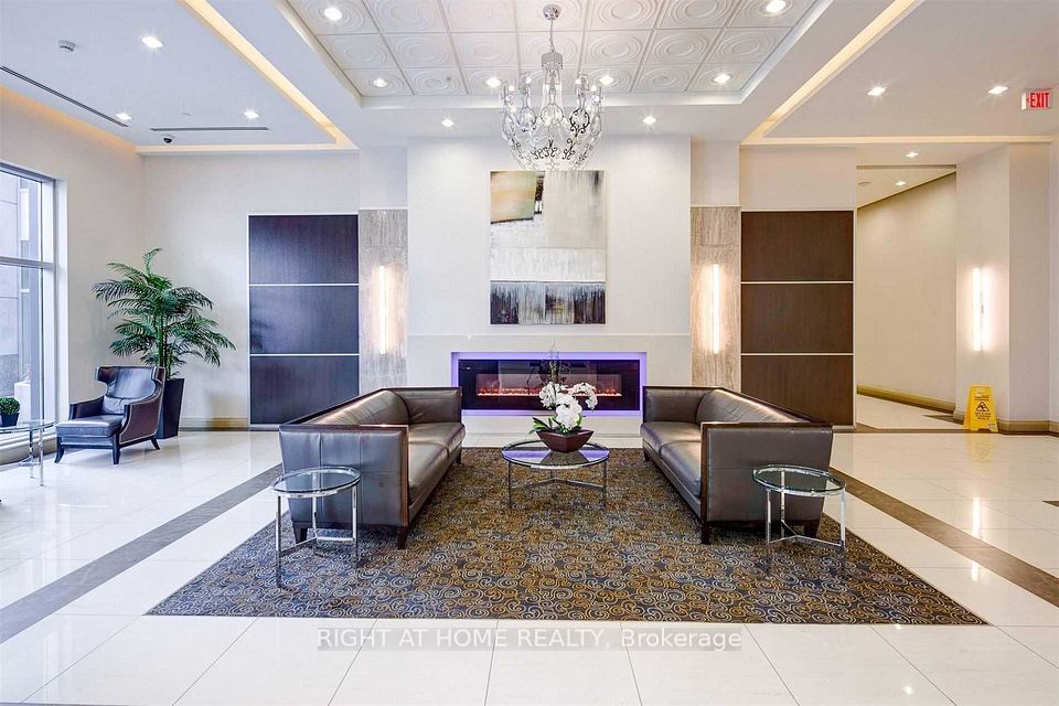 Condo Apartment at 7165 Yonge Street E 631, Markham, ON L3T 0M9, Markham