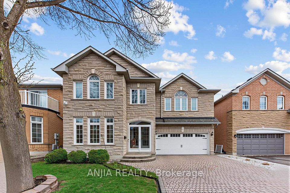 Detached at 54 Stoneheath Crescent, Markham, ON L6C 2K9, Markham