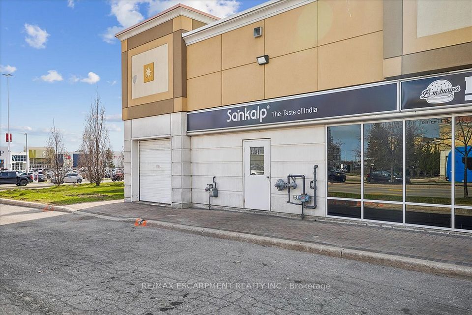 3255 RUTHERFORD Road BLDG H, #14, Vaughan, ON L4K 5Y5