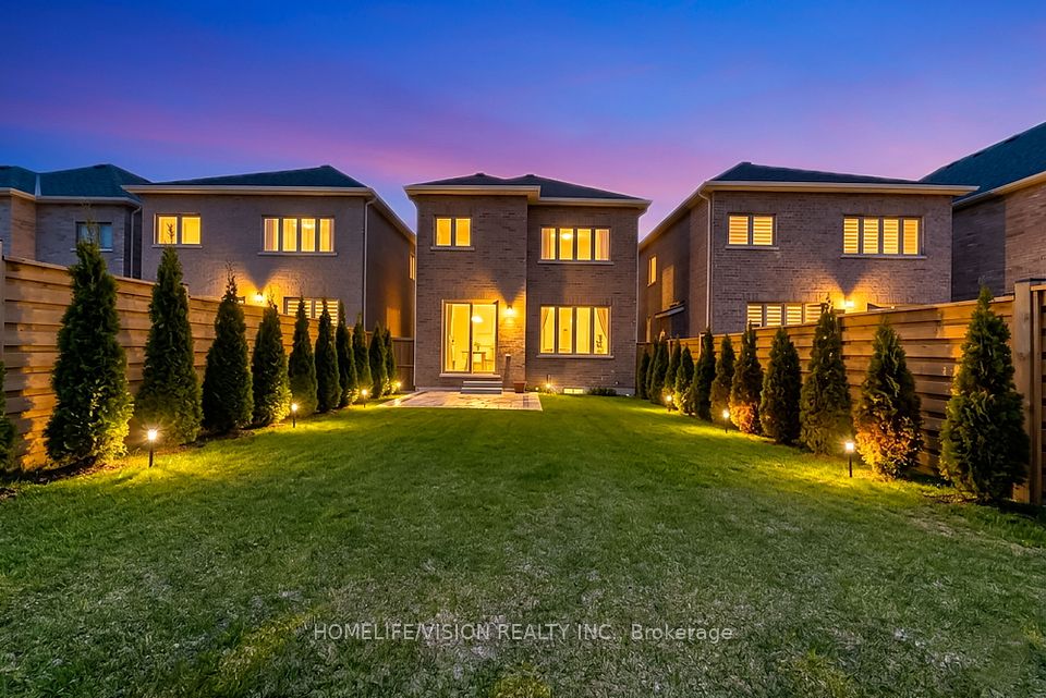 Detached at 35 Pine Hill Crescent, Aurora, ON L4G 3Y2, Aurora