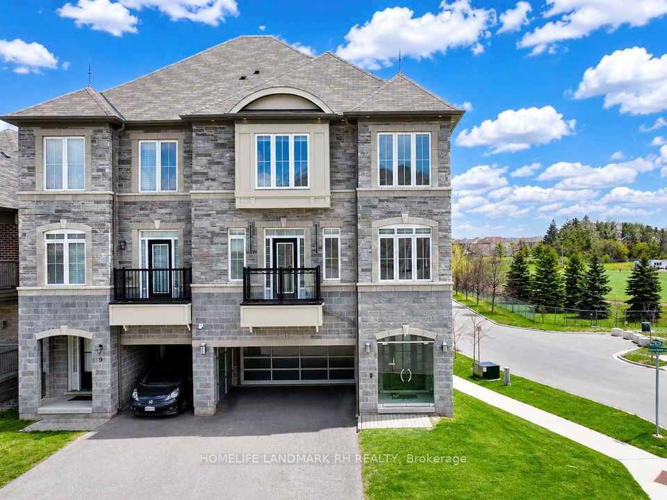 Semi-Detached at 11 Lorne Glen Street, Markham, ON L6C 0Z4, Markham