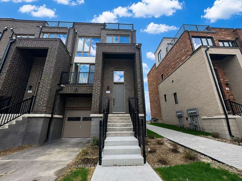 Att/Row/Townhouse at 17 Bancroft Lane, Richmond Hill, ON L4E 1M1, Richmond Hill