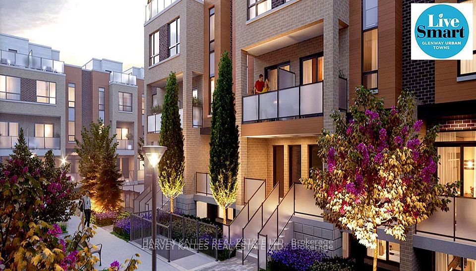 Condo Townhouse at 17 Lytham Green Circle 21, Newmarket, ON L3Y 0H4, Newmarket