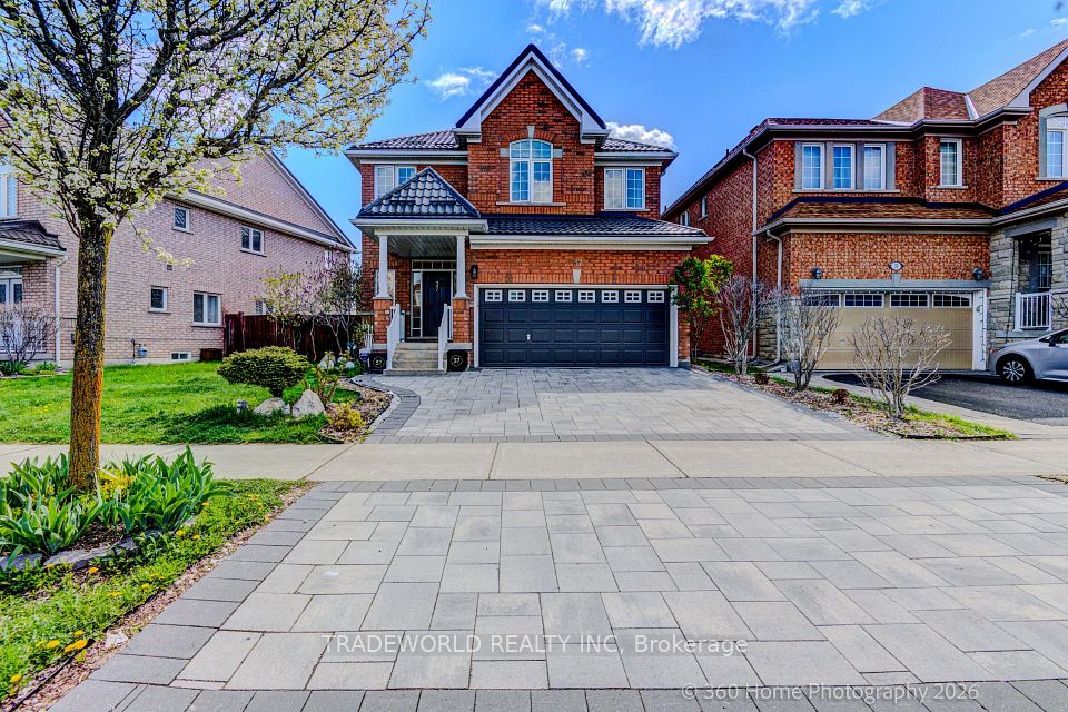 Detached at 37 Santa Amato Crescent, Vaughan, ON L4J 0E9, Vaughan