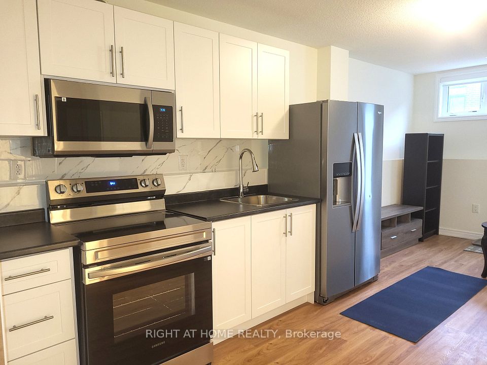Att/Row/Townhouse at 56 Singhampton Road, Vaughan, ON L4H 5J6, Vaughan