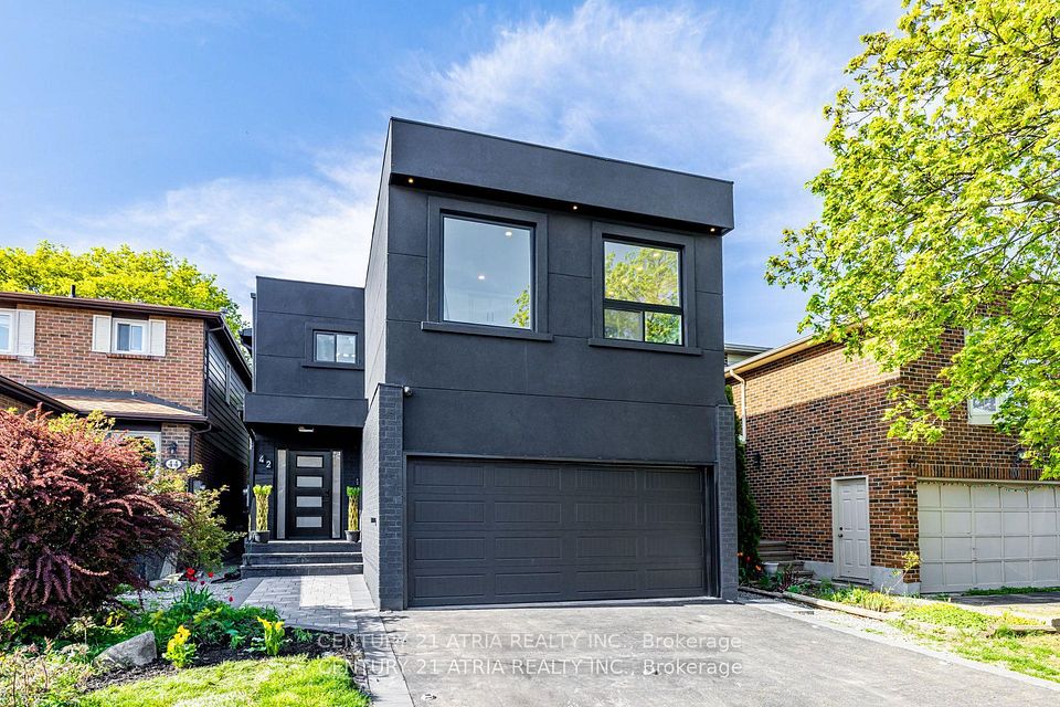 Detached at 42 Coventry Court, Richmond Hill, ON L4C 8B8, Richmond Hill