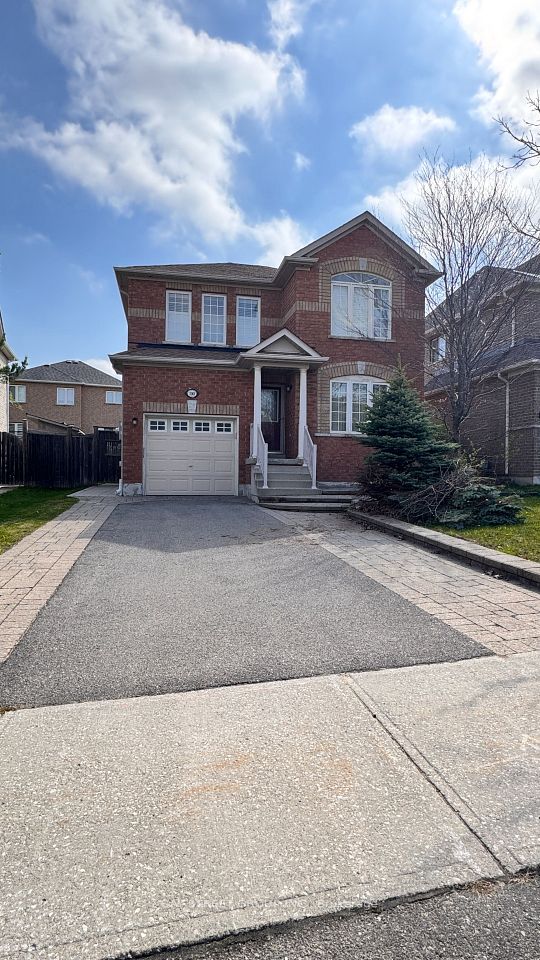 Detached at 110 William Booth Avenue, Newmarket, ON L3X 3B2, Newmarket
