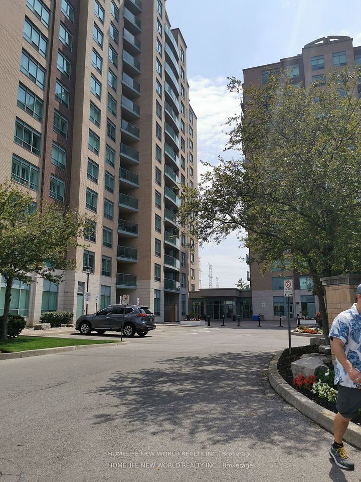 Condo Apartment at 11 Oneida Crescent 401, Richmond Hill, ON L4B 0A1, Richmond Hill