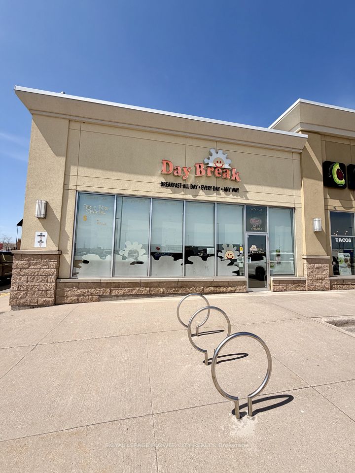 547 Holland Street W 1, Bradford West Gwillimbury, ON L3Z 0C1