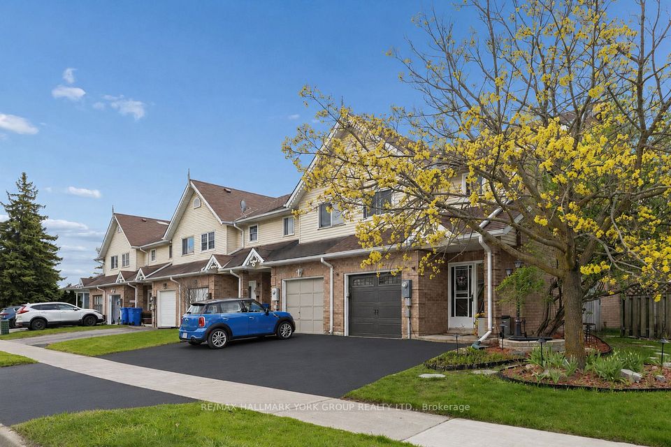 Att/Row/Townhouse at 29 Biscayne Boulevard, Georgina, ON L4P 2R4, Georgina