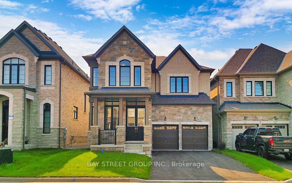 Detached at 97 Halldorson Avenue, Aurora, ON L4G 0C5, Aurora