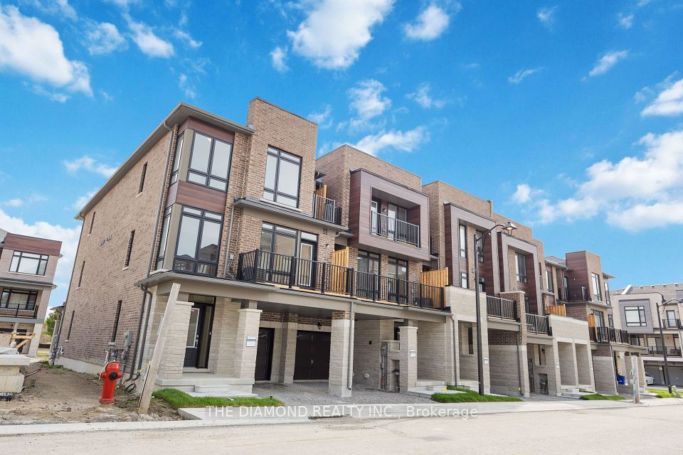 Att/Row/Townhouse at 27 Gunton Street, Aurora, ON L4G 7B6, Aurora