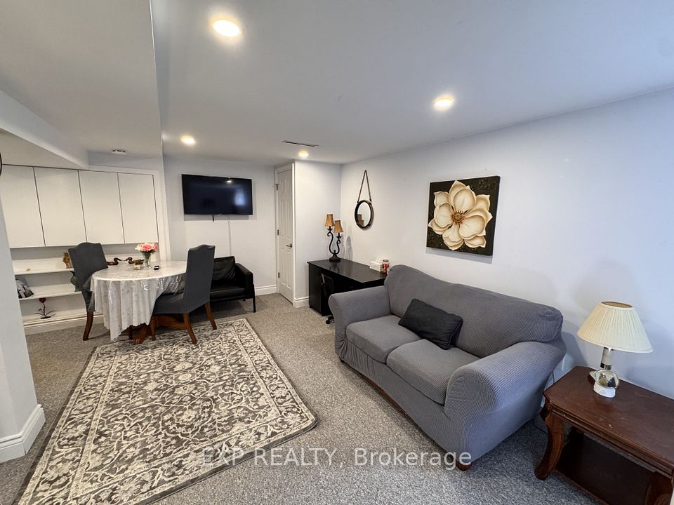 Semi-Detached at 16 Haida Drive, Aurora, ON L4G 3C7, Aurora